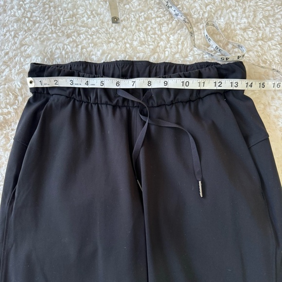Lululemon On The Fly Pant *28" Black (First Release) Luxtreme Size 4 - Picture 7 of 12